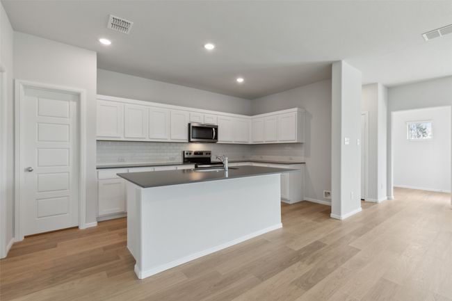 9229 Wild Stampede Way, House other with 4 bedrooms, 3 bathrooms and null parking in Crowley TX | Image 10