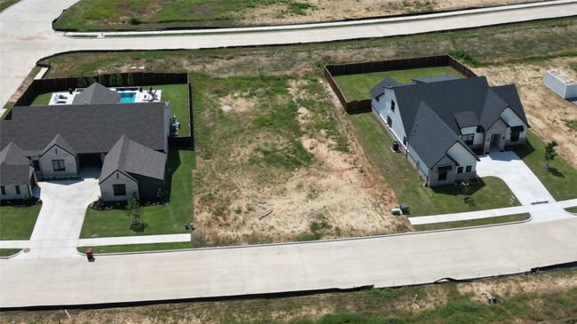 2706 Stonecrest Dr, Home with 0 bedrooms, 0 bathrooms and null parking in Sherman TX | Image 5