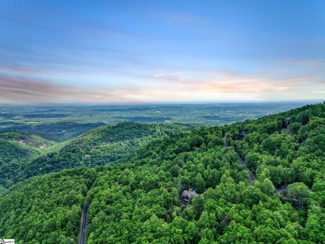 2 Sharptop Way, House other with 3 bedrooms, 4 bathrooms and 2 parking in Landrum SC | Image 41