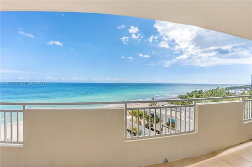 apt-1012-3180 S Ocean Dr, Hallandale Beach, FL, 33009-7251 | Card Image