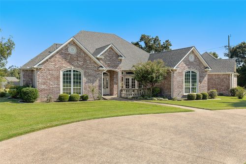 400 Briarwood Pl, Sulphur Springs, TX, 75482-7603 | Card Image