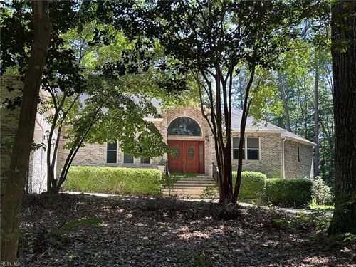 12358 Highland Dr, Belle Haven, VA, 23306-1642 | Card Image