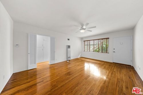 1-913 20th St, Santa Monica, CA, 90403-3352 | Card Image