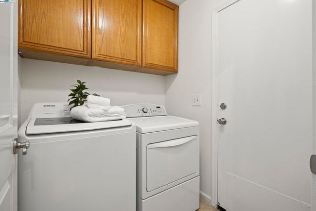 139 Justin Cir, House other with 3 bedrooms, 2 bathrooms and 2 parking in Alameda CA | Image 27