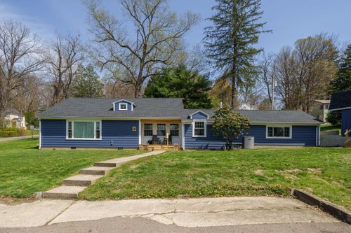 4 N Edgewood Rd, Mount Vernon, OH, 43050-2821 | Card Image
