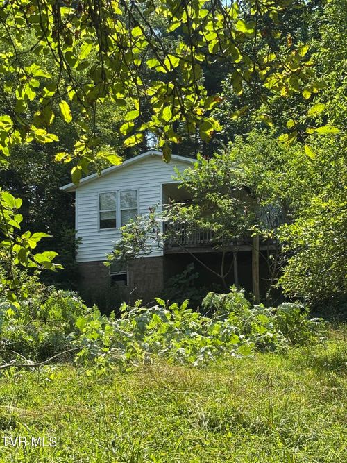 1481 Pleasant Valley Rd, Mountain City, TN, 37683-6129 | Card Image