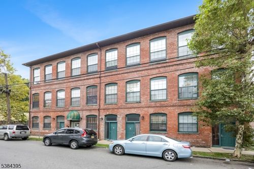 apt-18-105 Marion St, Paterson, NJ, 07522-3134 | Card Image