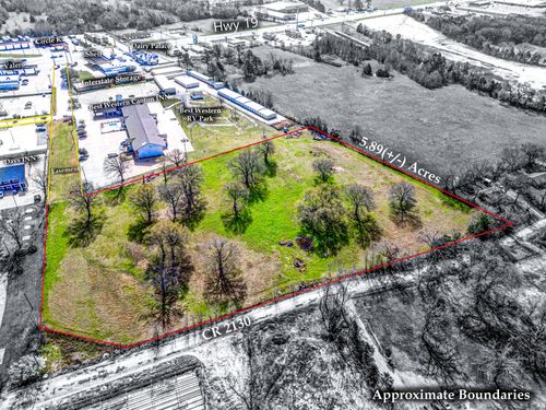 2351 N Trade Days Blvd, Canton, TX, 75103-9633 | Card Image