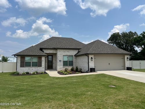 16021 Acadia Cv, Milan, TN, 38358-2434 | Card Image
