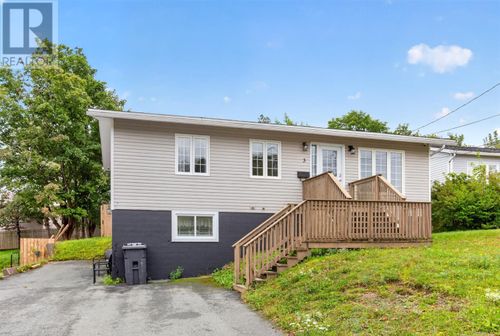 3 Glendale Ave, Home with 5 bedrooms, 2 bathrooms and null parking in Mount Pearl NL | Card Image