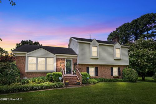 1600 W Hills Dr, Tarboro, NC, 27886-4146 | Card Image