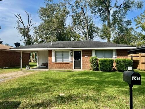 241 Grove St, Ponchatoula, LA, 70454-3817 | Card Image