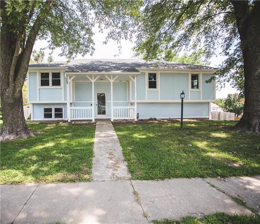 Buckingham St, Saint Joseph, MO 64506