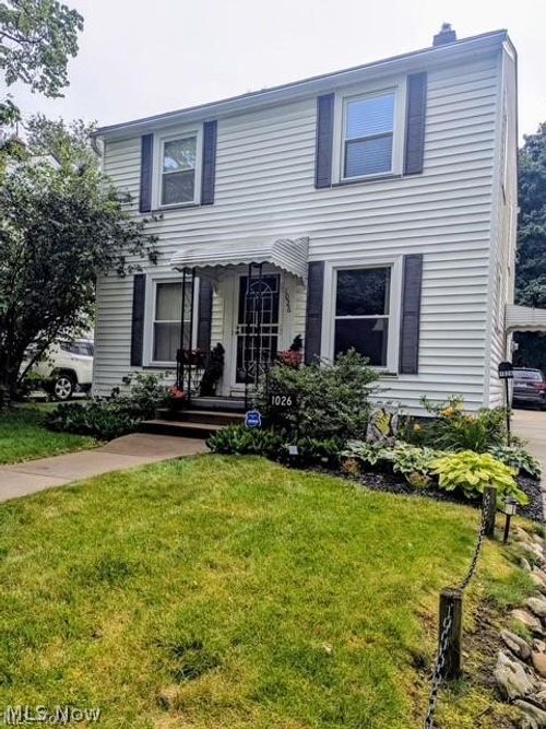 1026 Seward Ave, Akron, OH, 44320-2628 | Card Image