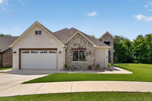 12902 S 20th Pl E, Jenks, OK, 74037-3836 | Card Image