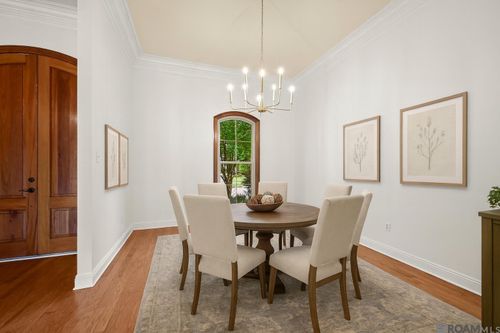 18518 Cedar Line Dr, Baton Rouge, LA, 70817-4261 | Card Image