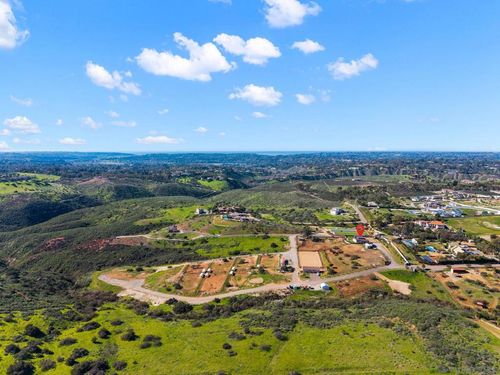 16510 Franzen Farm Rd, San Diego, CA, 92127-2240 | Card Image