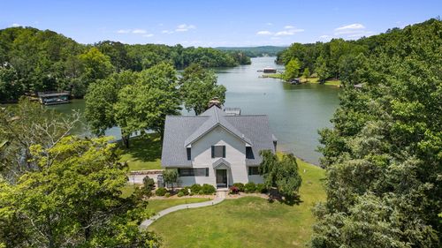 293 Red Cloud Ln, Ten Mile, TN, 37880-5630 | Card Image
