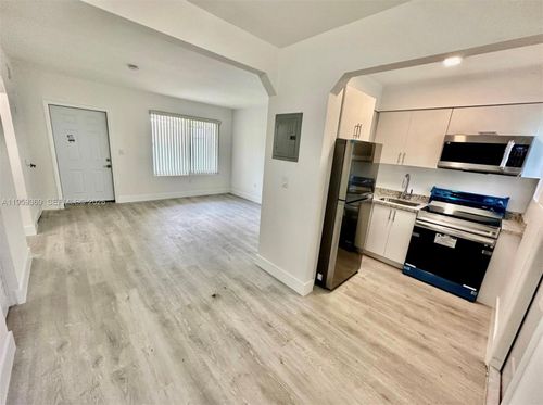 b-1894 Nw 53rd St, Miami, FL, 33142-3735 | Card Image