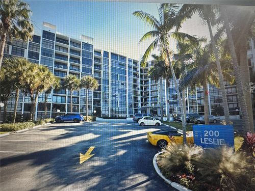 629-200 Leslie Dr, Hallandale Beach, FL, 33009-7311 | Card Image