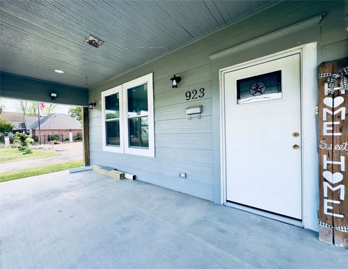 923 Church St, Sulphur Springs, TX, 75482-2214 | Card Image