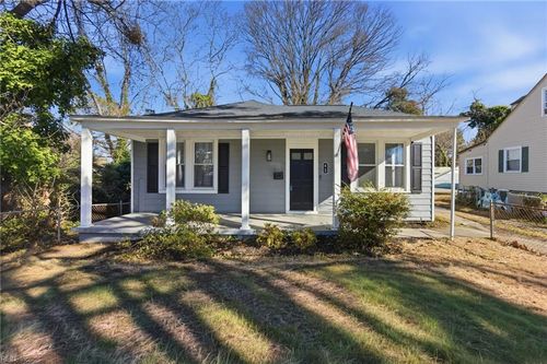 62 Buxton Ave, Newport News, VA, 23607-6031 | Card Image
