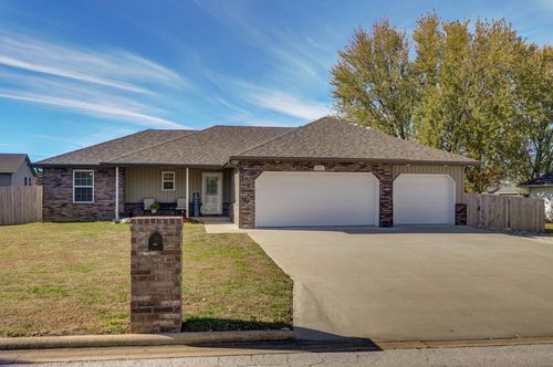 205 Holly Drive, Buffalo, MO, 65622 | Card Image