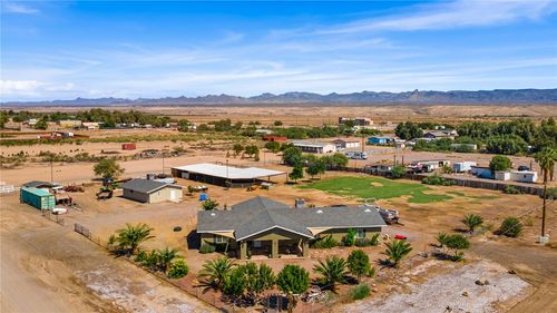 2143 E Willow Dr, Mohave Valley, AZ, 86440-9343 | Card Image