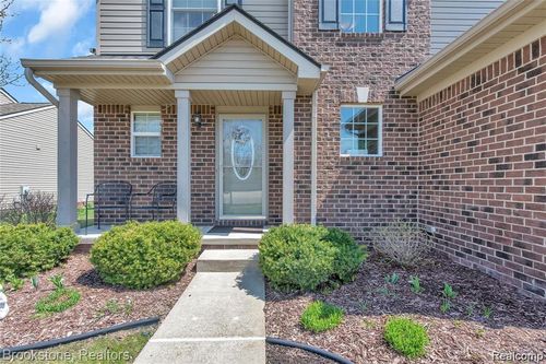 442 Princeton Dr, South Lyon, MI, 48178-2517 | Card Image