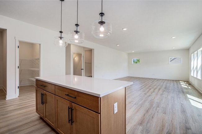 Stock photo - kitchen & dining nook | Image 9