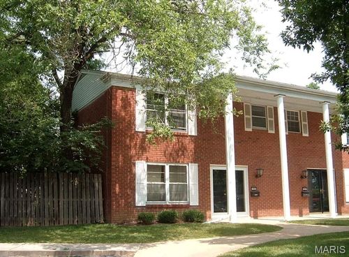 1063 Willow Brook Dr, Saint Louis, MO, 63146-5683 | Card Image