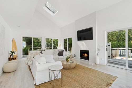 28 Ridge Rd, East Hampton, NY, 11937 | Card Image