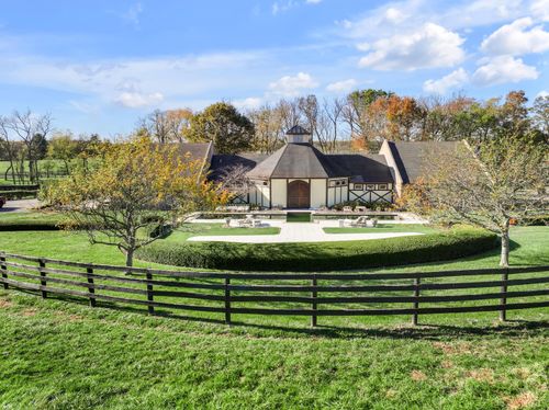 169 Muir Ln, Georgetown, KY, 40324-9420 | Card Image