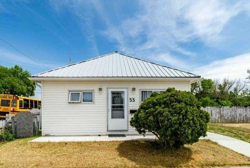 53 Amherst Street, Irvine, AB, T0J1V0 | Card Image