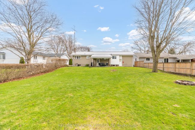 60 Main St S, House other with 3 bedrooms, 2 bathrooms and 4 parking in Forest ON | Image 35