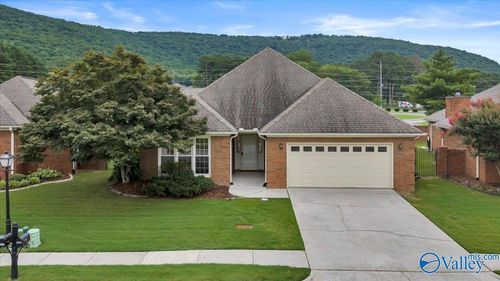 15057 Ashmont Blvd Se, Huntsville, AL, 35803-3625 | Card Image