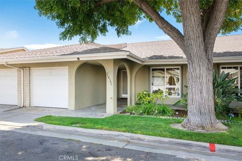 unit-c-26838 Avenue Of The Oaks, Newhall, CA, 91321-4846 | Card Image