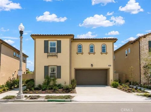 198 Pinnacle Dr, Lake Forest, CA, 92630-8726 | Card Image