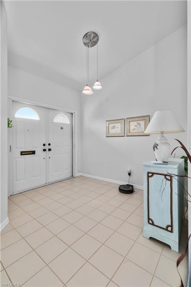 12321 Moon Shell Dr, House other with 3 bedrooms, 3 bathrooms and 2 parking in MATLACHA ISLES FL | Image 8