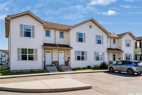15-135 Pawlychenko Lane, Saskatoon, SK, S7V1J8 | Card Image