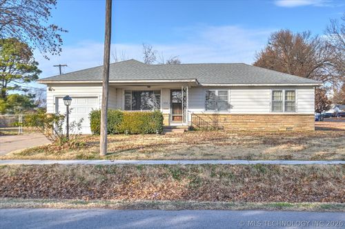 606 E Detroit St, Broken Arrow, OK, 74012-2708 | Card Image