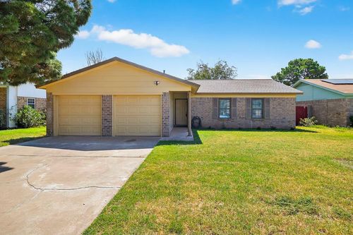 4502 Irwin Ct, Midland, TX, 79705-3936 | Card Image