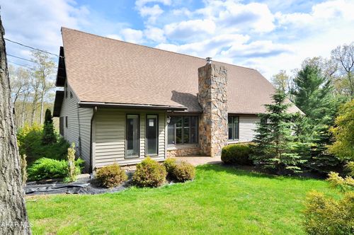 144 Main Rd, SPRING MILLS, PA, 16875-9020 | Card Image