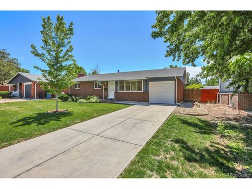6986 E Louisiana Ave, Denver, CO, 80224 | Card Image