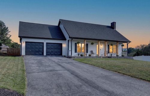 971 Auburn Ct, FRONT ROYAL, VA, 22630-5308 | Card Image