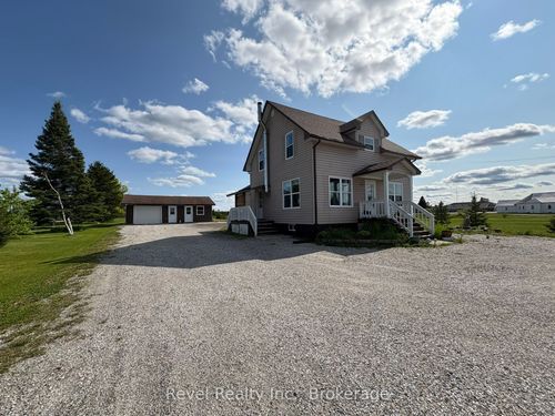 52 Doyon St, Fauquier, ON, P0L1G0 | Card Image