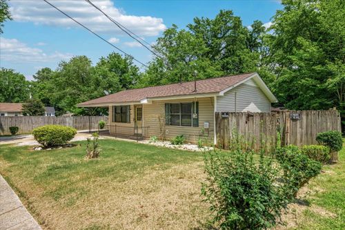 412 N Tipton St, Covington, TN, 38019-2136 | Card Image