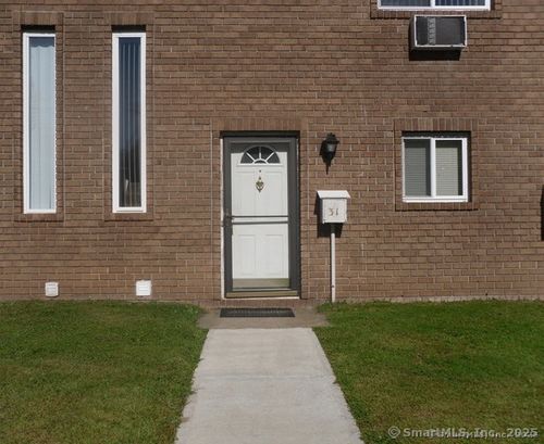 31 Beaman Brk, Bloomfield, CT, 06002-4002 | Card Image