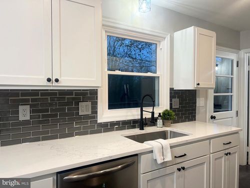 7389 Bunker Hill Rd, THE PLAINS, VA, 20198-2108 | Card Image