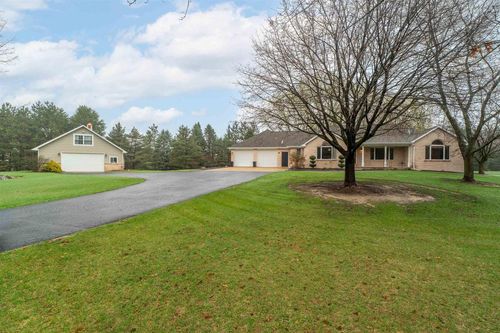 E8958 Broken Branch Lane, Caledonia, WI, 54961 | Card Image